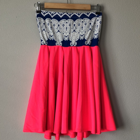 Dress - Picture 4 of 8